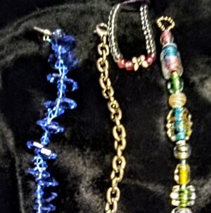 Elegant Blue and Gold Women's Jewelry Set